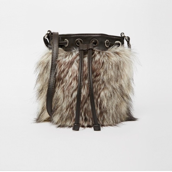 Echo Handbags - Echo faux-fur bucket crossbody bag